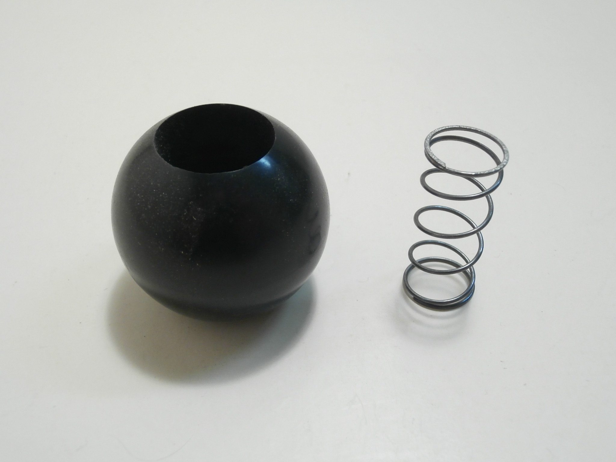Shift Knob Black Powerglide w/Spring 65-67